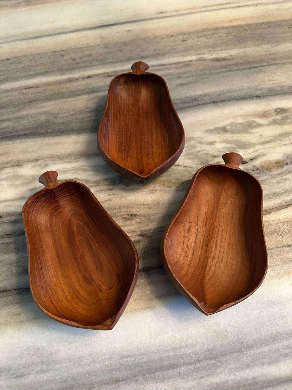 Vintage carved wooden bowls- set of 3
